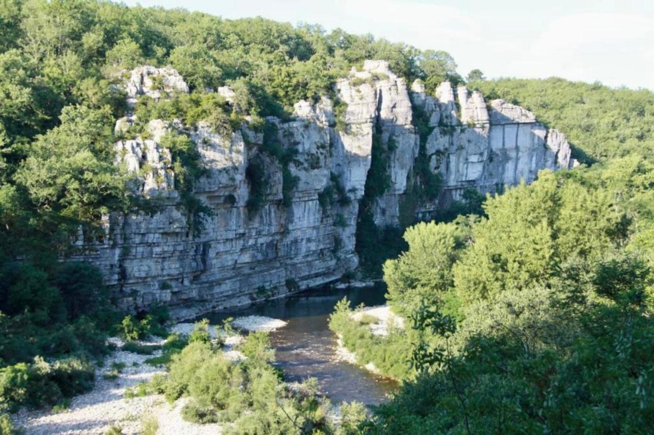 Gite Mas Sophia Labeaume Bagian luar foto